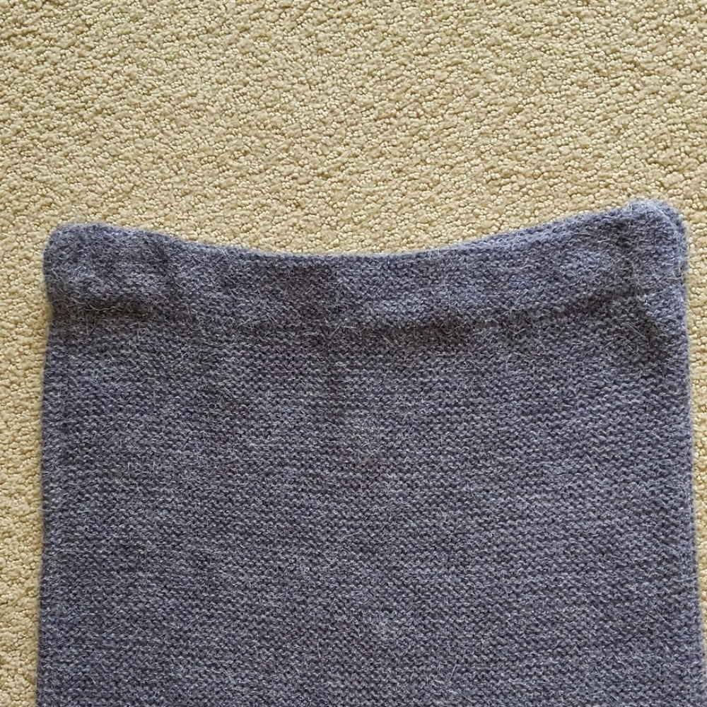 Liz Lange Maternity Lavender Skirt - Picture 4 of 4